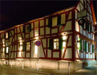 Deutsches Haus, Bildquelle: http://www.deutscheshaus-badnauheim.de Deutsches Haus, Bildquelle: www.bad-nauheim.de